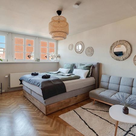 Boho Design Studio By Hero Homes - Top Lage Im Historischen Zentrum - Self-Check-In & Aircon Štýrský Hradec Exteriér fotografie